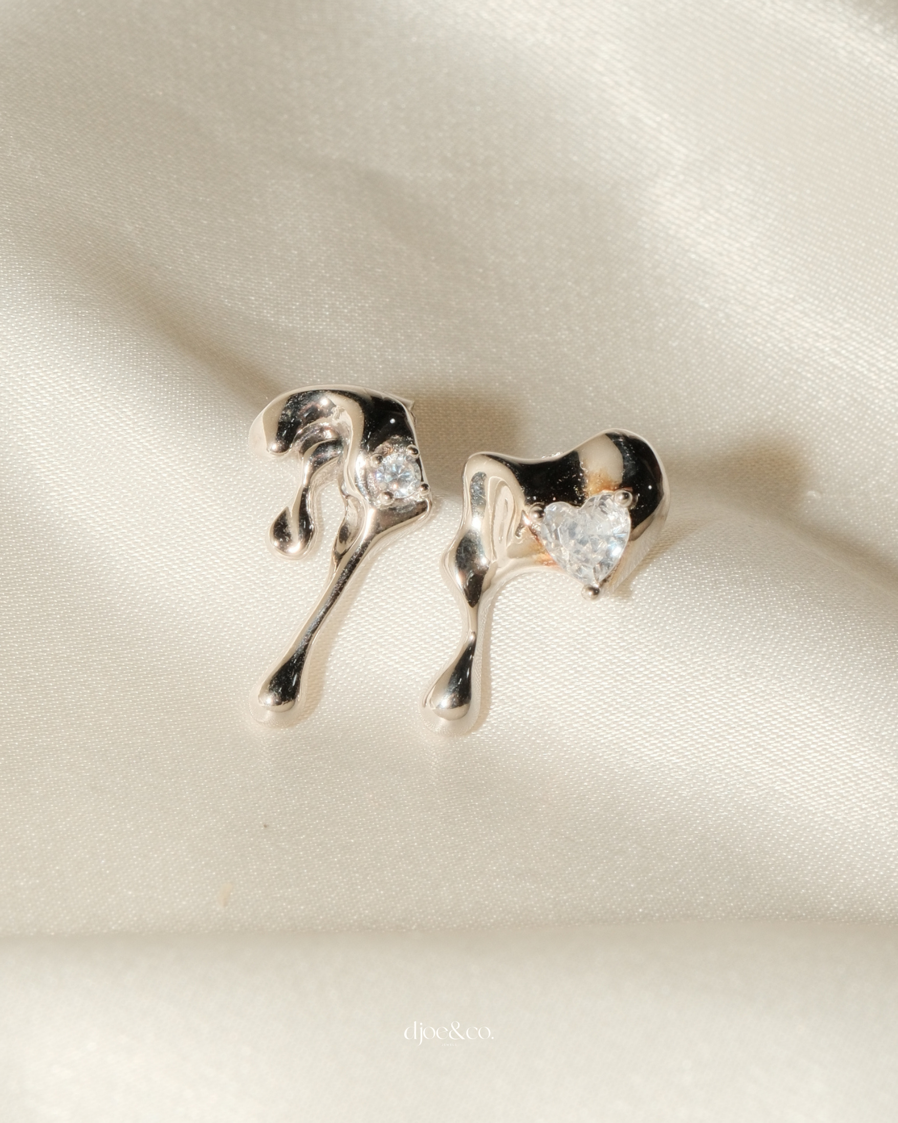 Luruh Hyang Earrings