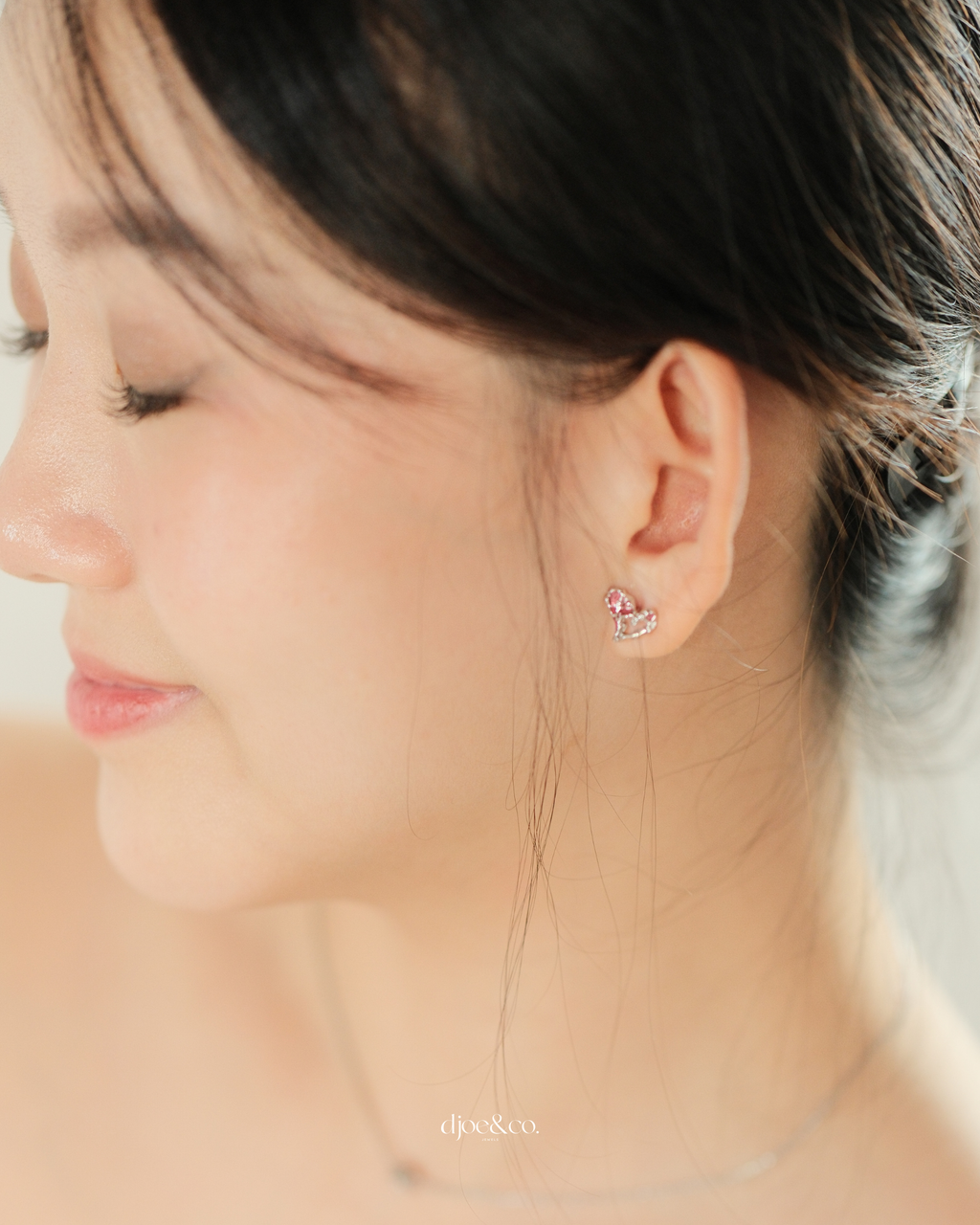 Luruh Harda Earrings