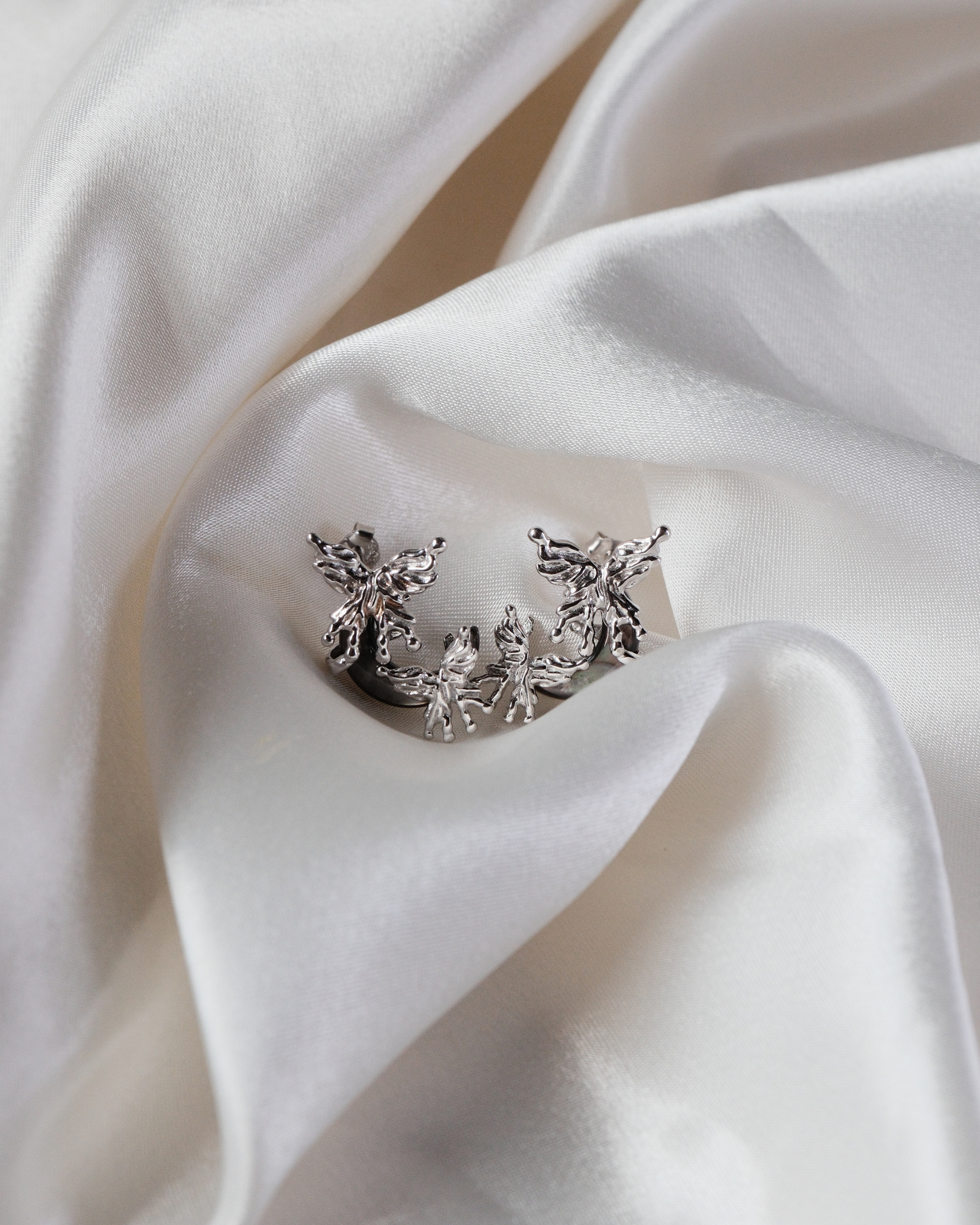 Lalatri Kelam Earrings