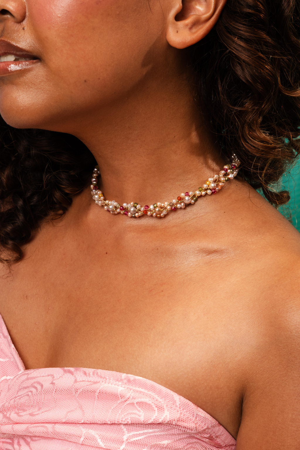 Thoatul - The Exotic Pearl Necklace