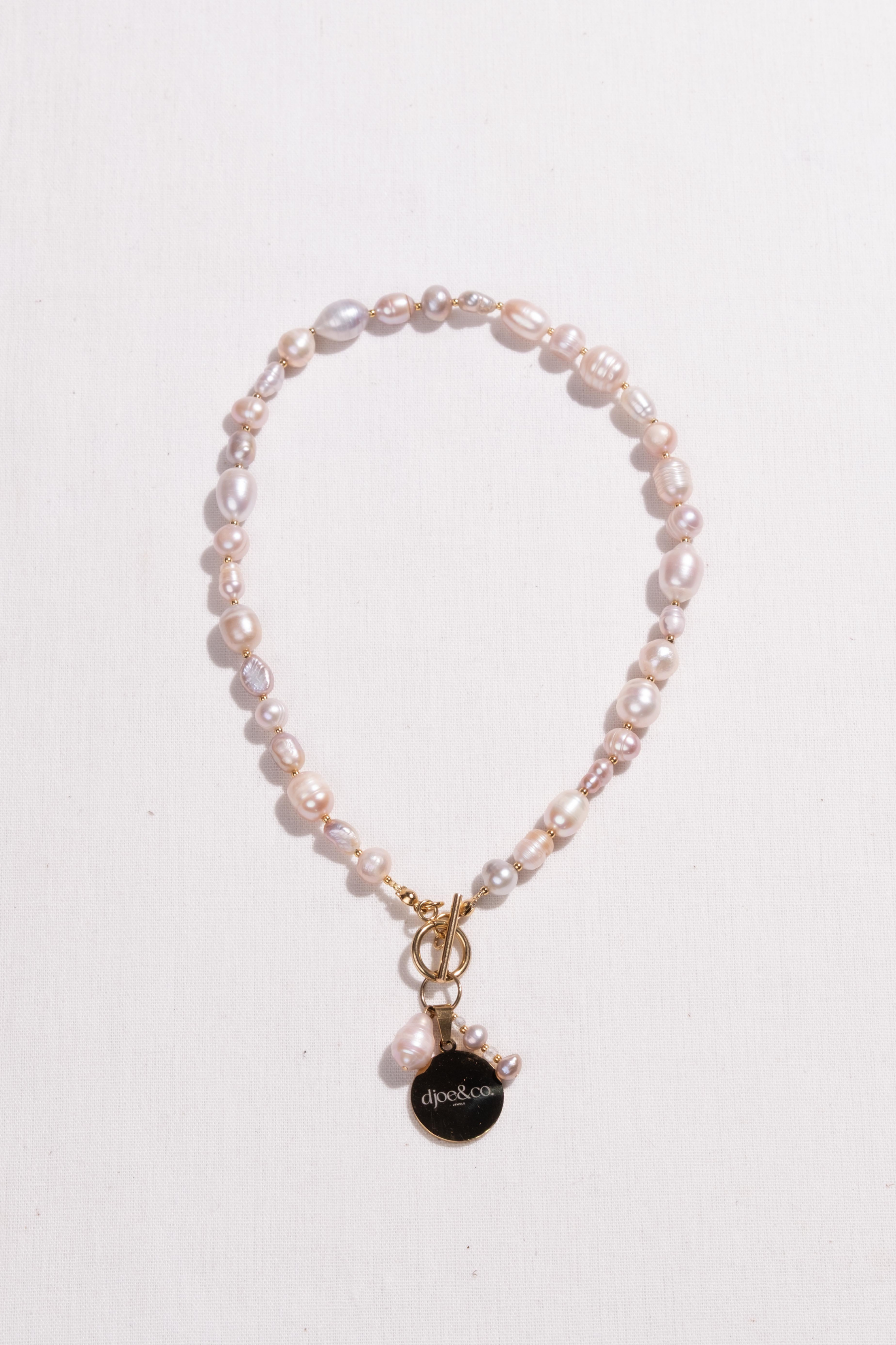 Thoatul - Classic Purple Pearl Necklace