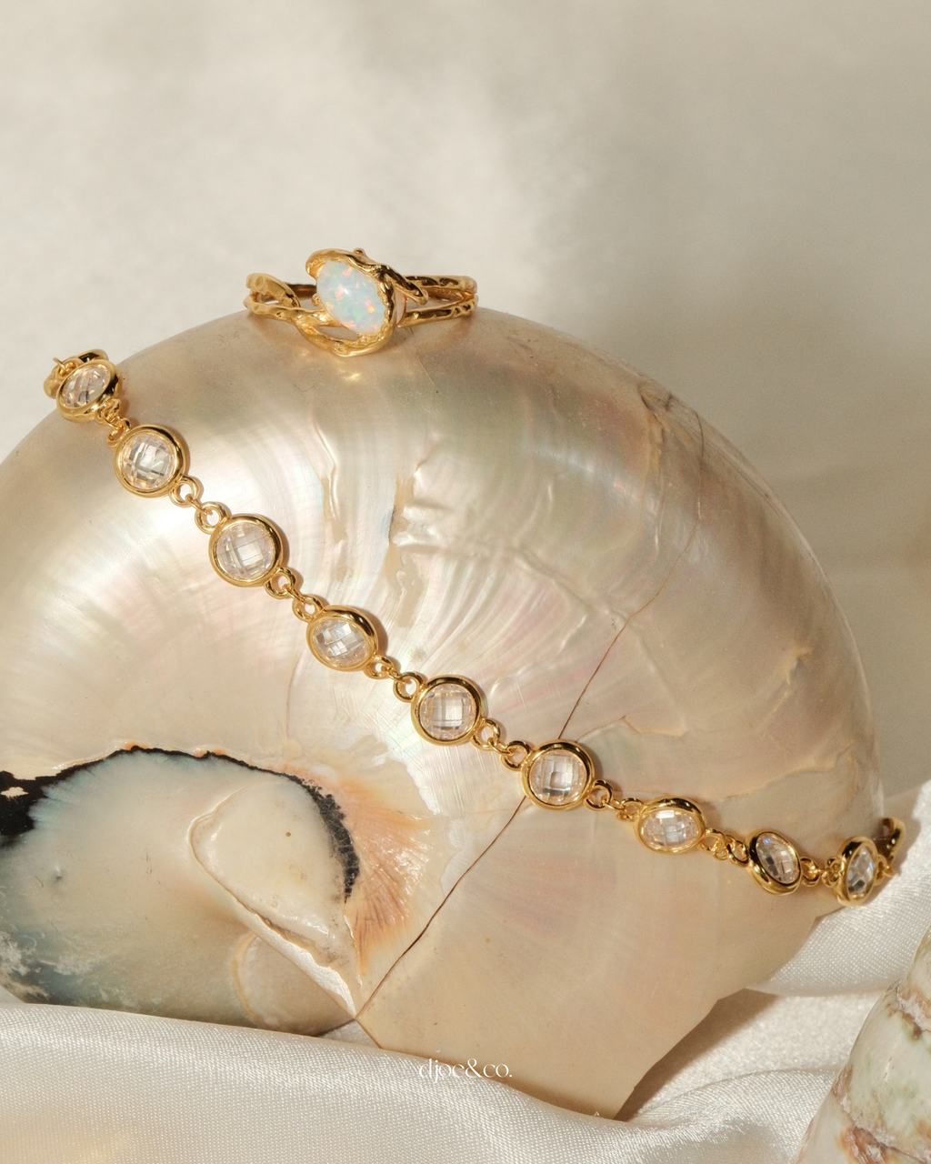 Madarsana Bracelet